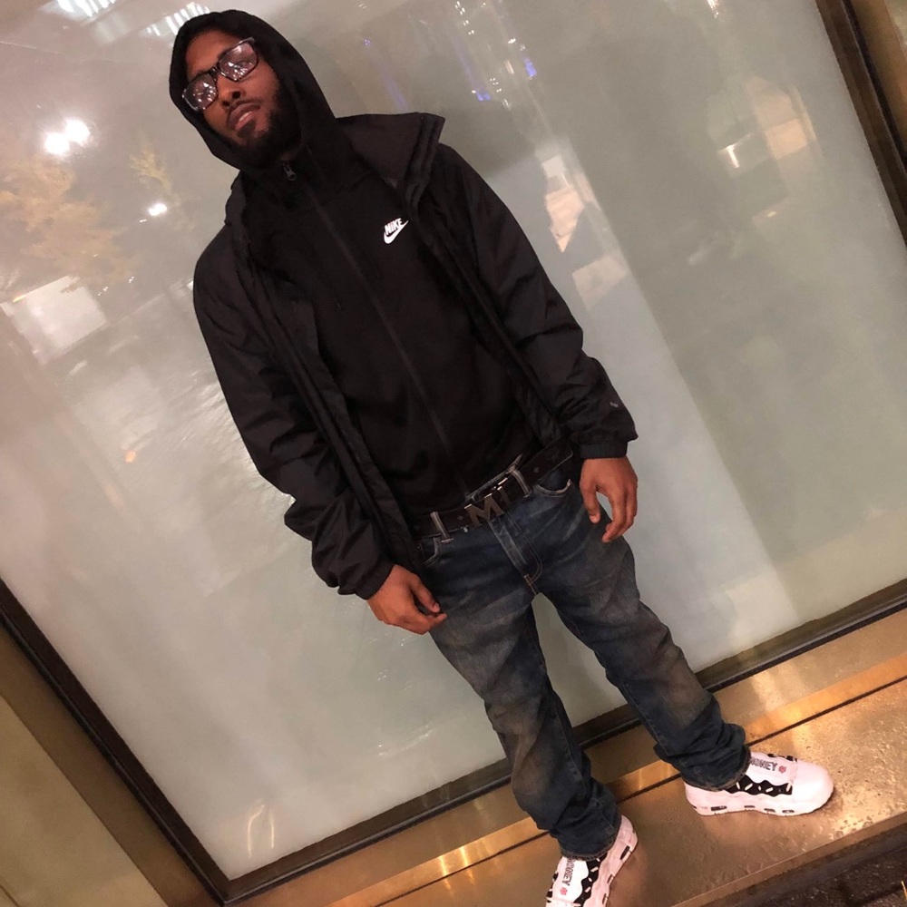 Meet your Posher, Alex